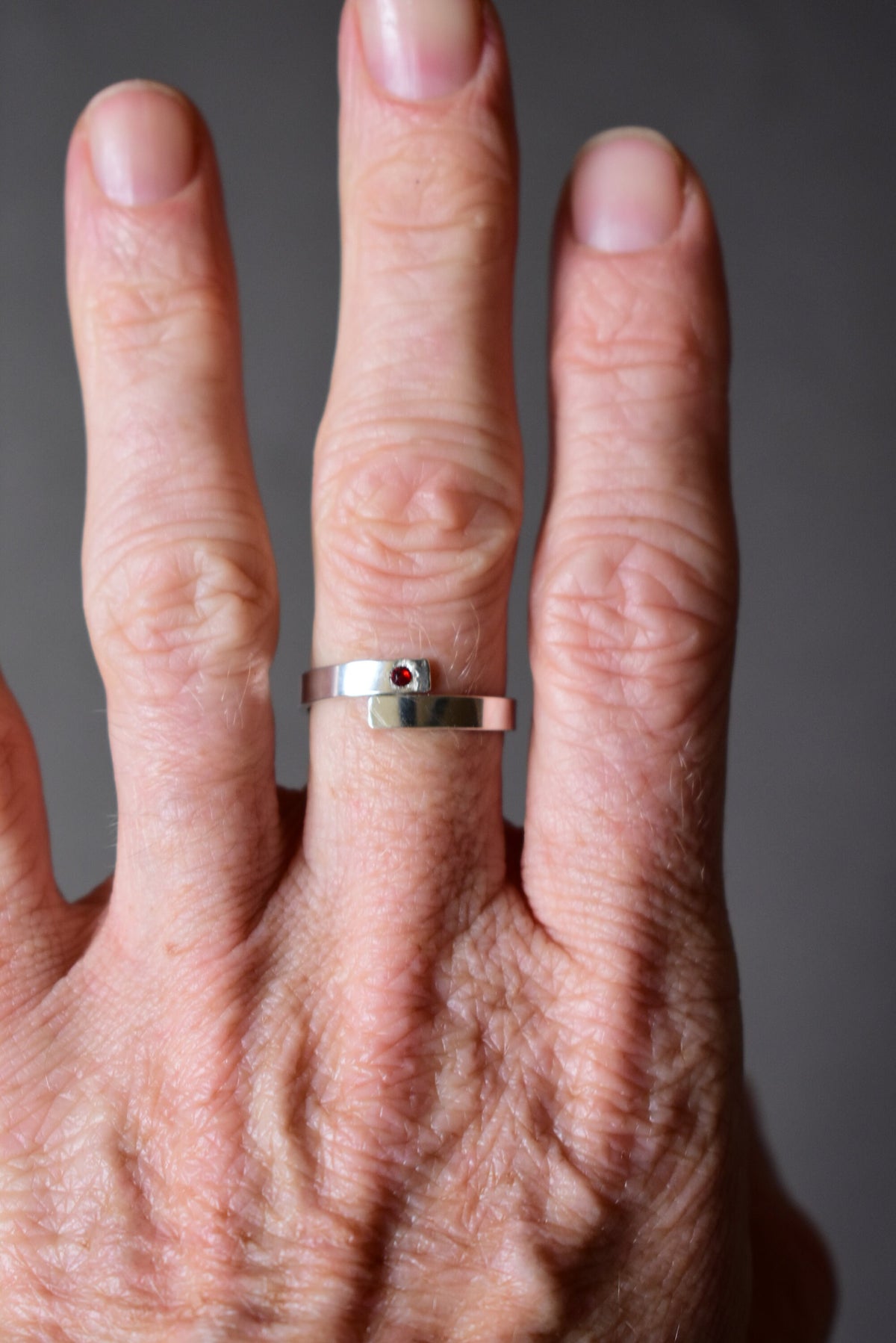 WAKANA | Women's Infinity Wedding Ring | Diamonds - TCR