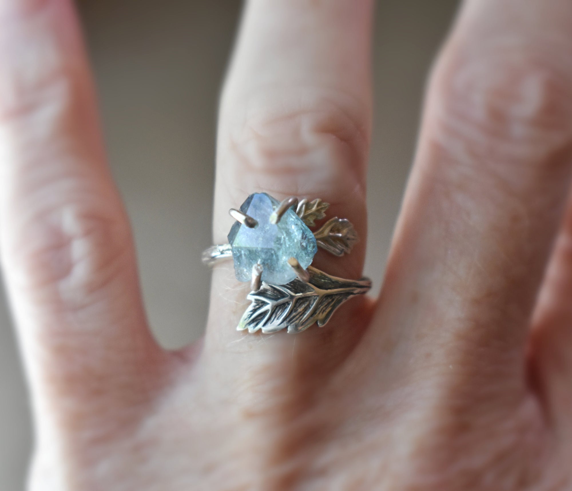 Leaf and Vine Ring in Fine Sterling Silver, Aqua Aura Blue Crystal Point Jewelry, Statement Ring from Gemologies, Cuff Ring Size 7 - Adjusts