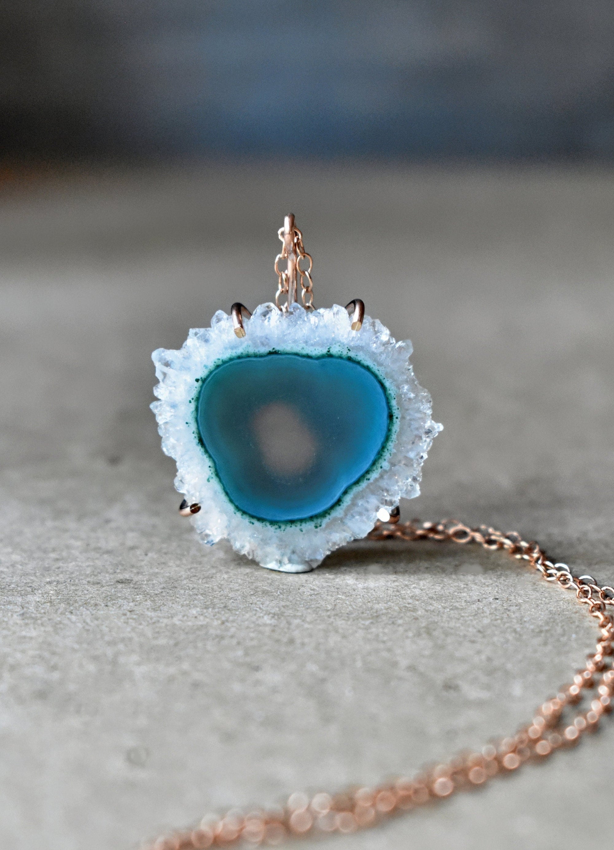 Quartz Crystal Pendant Necklace in Rose Gold Fill, Turquoise White Outfit Jewelry, Meditation Crystal Pendant, 4th & 5th Chakra Cleansing