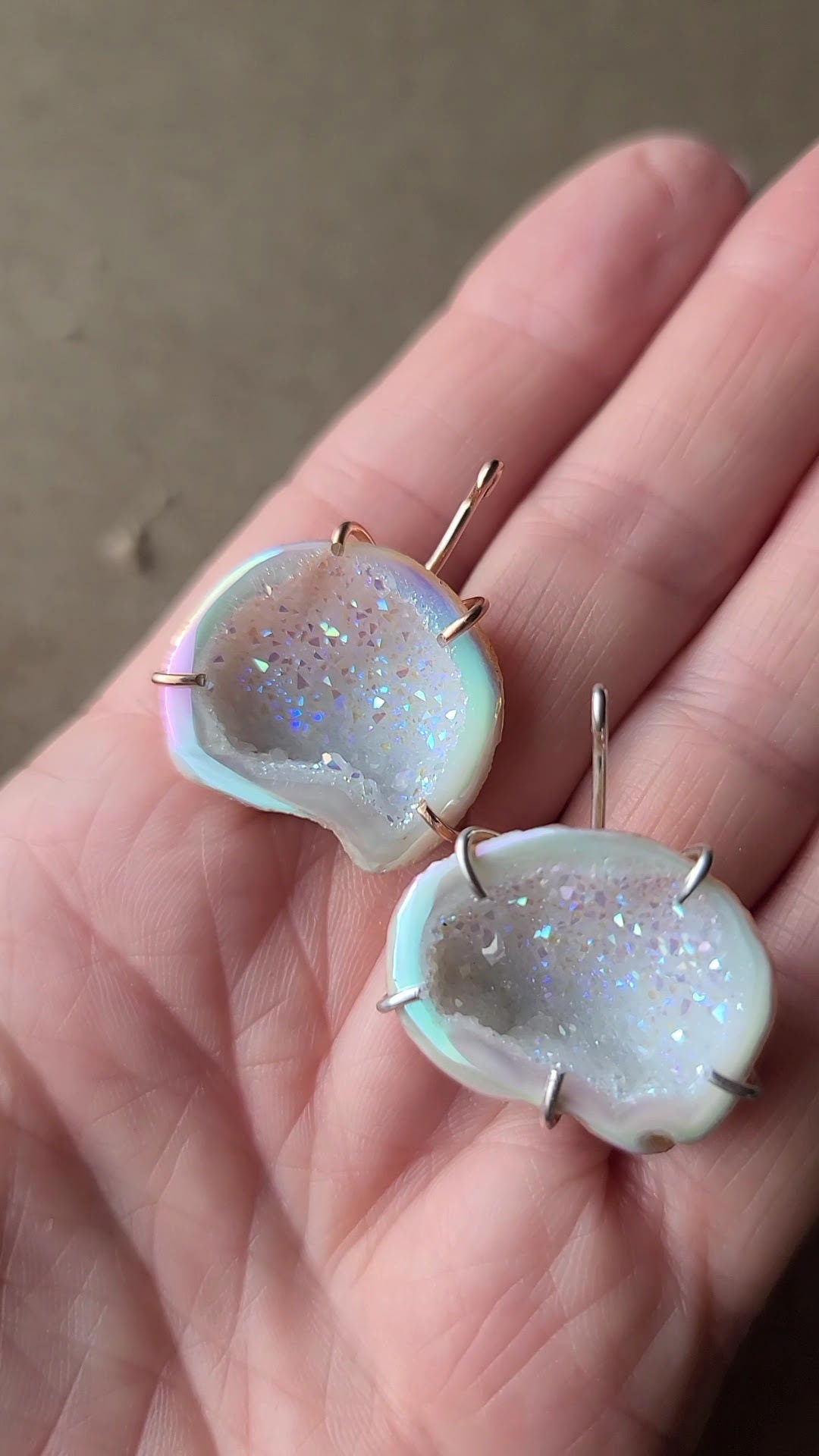 Rainbow Iridescent Pendant, Angel Aura Geode Crystal Necklace in Rose Gold, 50th Birthday for Best Friend, Rainbow Quartz 3D Pendant Jewelry